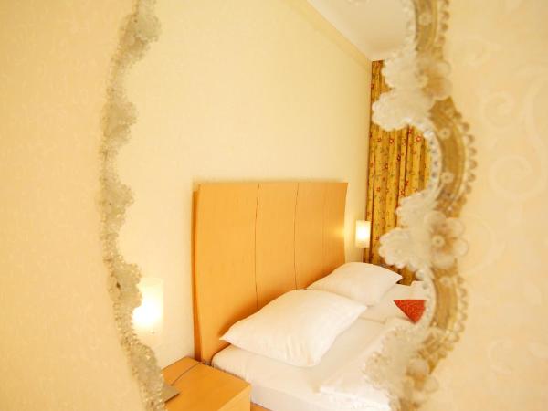 Strandhotel Alte Donau : photo 5 de la chambre grand appartement 1 chambre