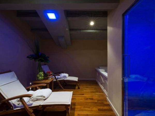 Antica Torre Tornabuoni : photo 8 de la chambre suite avec accès au spa