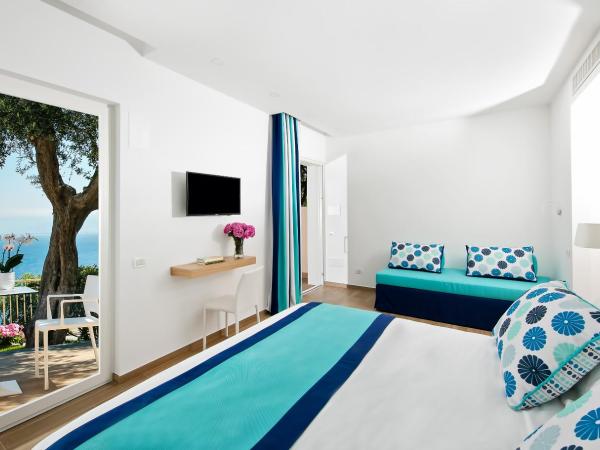 Hotel Miramare : photo 5 de la chambre chambre triple deluxe - vue sur mer