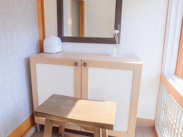 Cocoa Guesthouse : photo 8 de la chambre chambre double avec douche privative