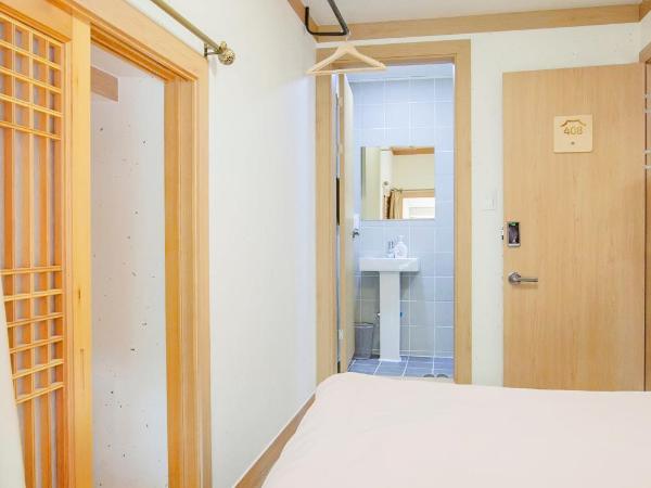 Cocoa Guesthouse : photo 7 de la chambre chambre double avec douche privative