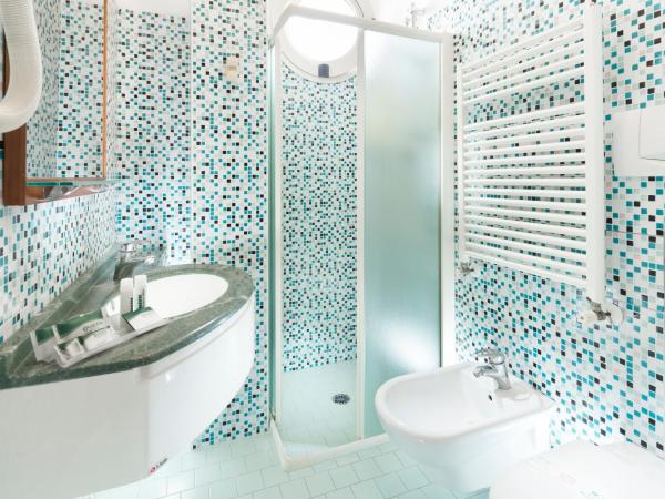 Residence Queen : photo 7 de la chambre studio avec balcon (2 adultes)