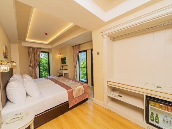 Grand Naki Hotel : photo 4 de la chambre chambre triple standard