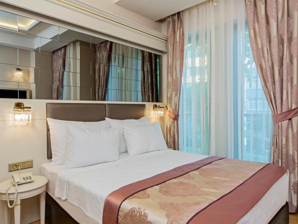 Grand Naki Hotel : photo 2 de la chambre chambre simple standard