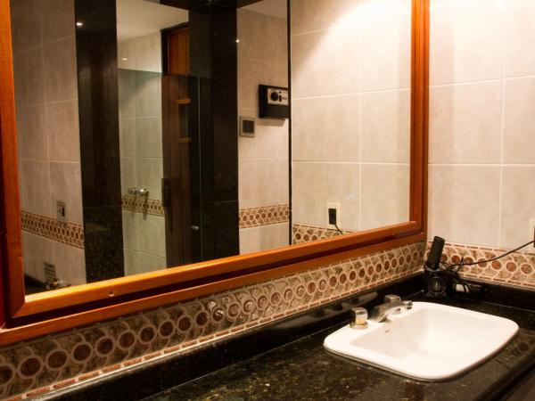 Te Adoro Hotel (Adult Only) : photo 2 de la chambre suite de luxe avec baignoire spa