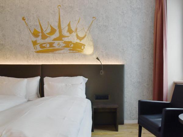 Altstadt Hotel Krone Luzern : photo 6 de la chambre chambre quadruple