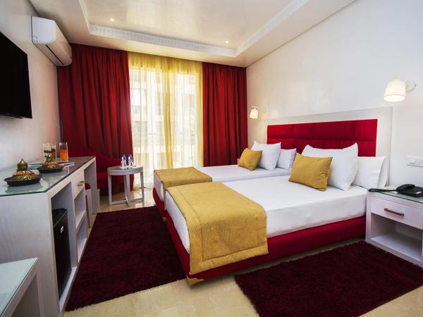 Hôtel Racine : photo 10 de la chambre chambre double ou lits jumeaux supérieure