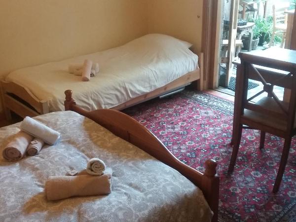 Smitsstraat B&B : photo 2 de la chambre chambre quadruple - vue sur jardin