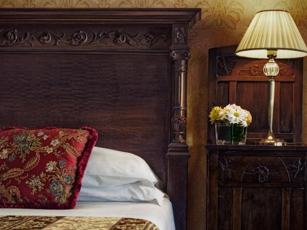Hotel Galleria : photo 4 de la chambre grande chambre double ou lits jumeaux avec vue sur le canal