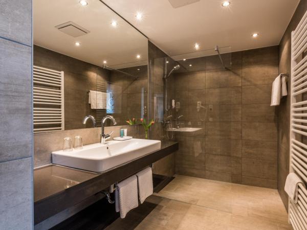 Hotel Säntis : photo 3 de la chambre suite junior