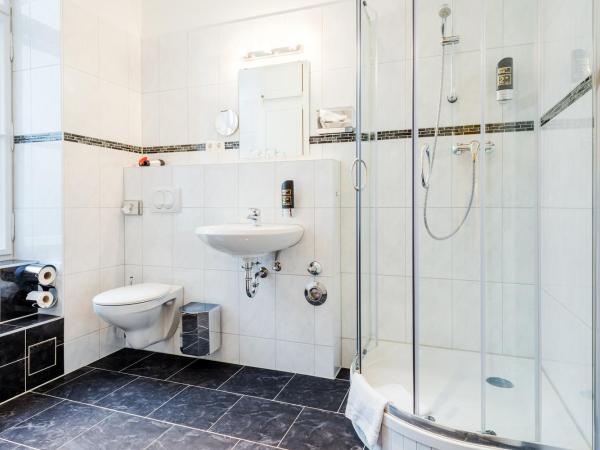 Hotel-Pension Michele : photo 10 de la chambre chambre triple