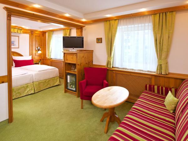 Park Hotel Laim : photo 3 de la chambre suite junior avec vue sur la ville