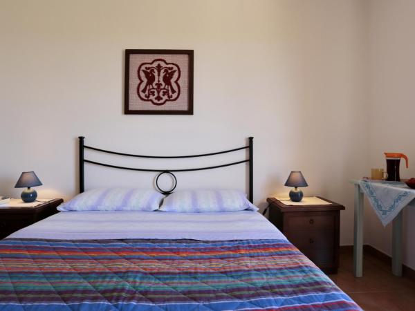 Bed and breakfast Le Camelie : photo 4 de la chambre chambre double avec balcon