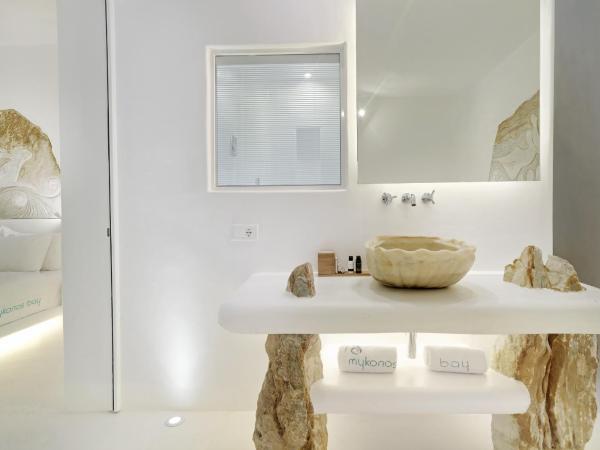Mykonos Bay Resort & Villas : photo 3 de la chambre suite 2 chambres supérieure avec bain à remous extérieur - vue sur mer