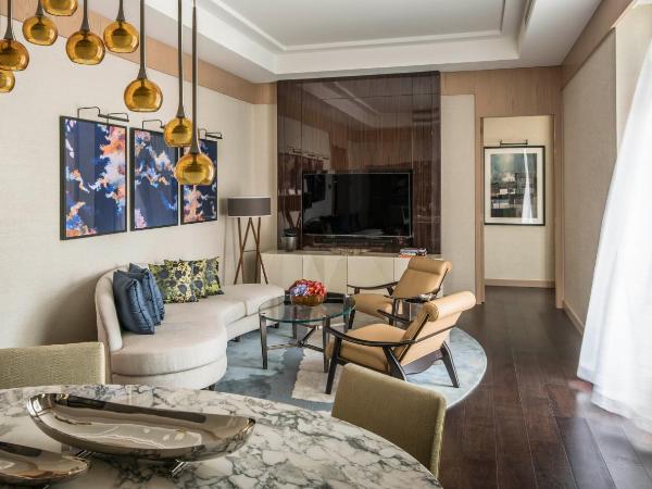 Four Seasons Hotel Dubai International Financial Centre : photo 2 de la chambre suite lit king-size 1 chambre avec terrasse