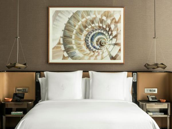 Four Seasons Hotel Dubai International Financial Centre : photo 1 de la chambre chambre lit king-size supérieure