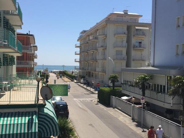 Hotel Marlisa Pier : photo 4 de la chambre chambre double avec terrasse