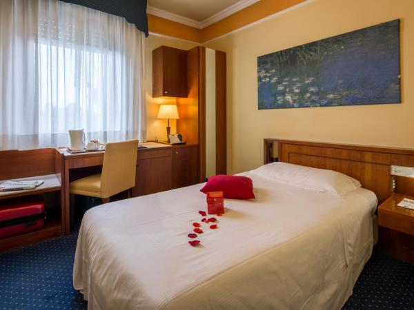 iH Hotels Padova Admiral : photo 5 de la chambre chambre simple classique