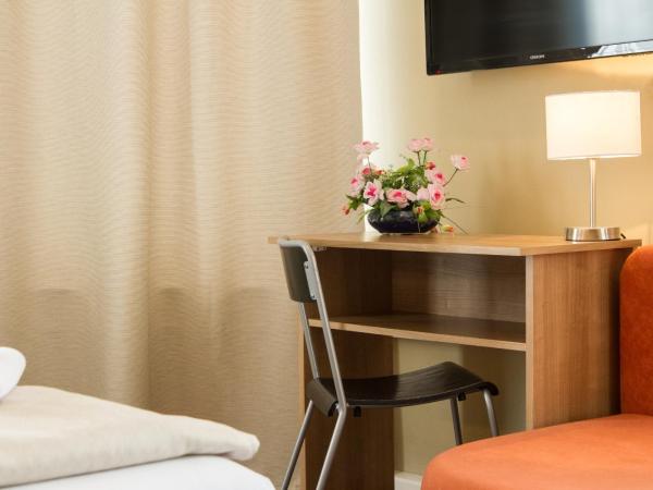 Hotel Pankow : photo 4 de la chambre chambre triple