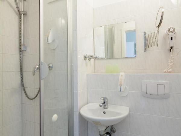 Hotel Pankow : photo 1 de la chambre chambre double ou lits jumeaux