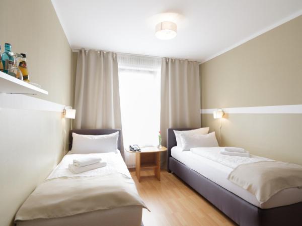 Hotel Pankow : photo 3 de la chambre chambre double ou lits jumeaux