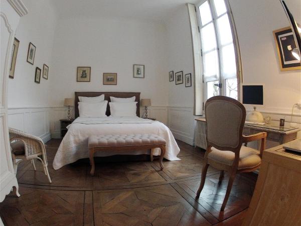 Maison Colladon : photo 6 de la chambre suite deluxe avec lit king-size