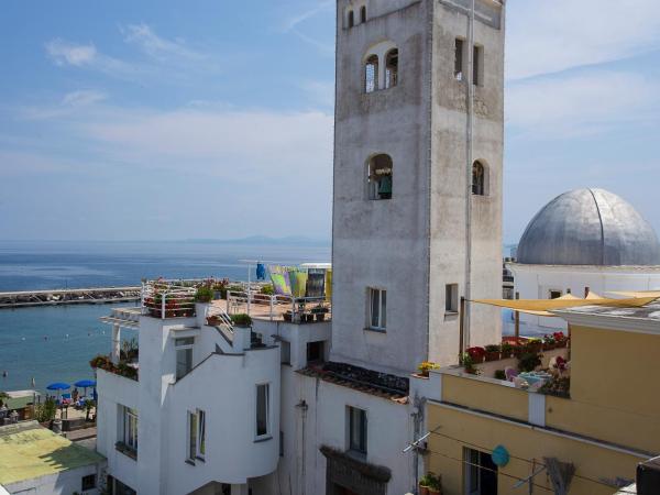 B&B Celestina Ischia : photo 4 de la chambre chambre double