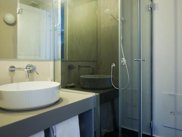 B&B Palazzo Mirelli : photo 5 de la chambre chambre lit king-size - vue sur mer