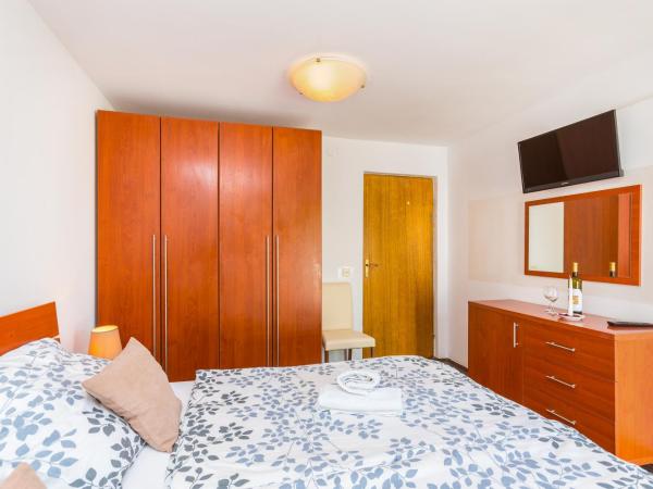 Bed & breakfast La Fontana Medulin : photo 8 de la chambre chambre double deluxe - vue sur mer