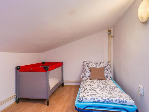 Bed & breakfast La Fontana Medulin : photo 7 de la chambre chambre familiale