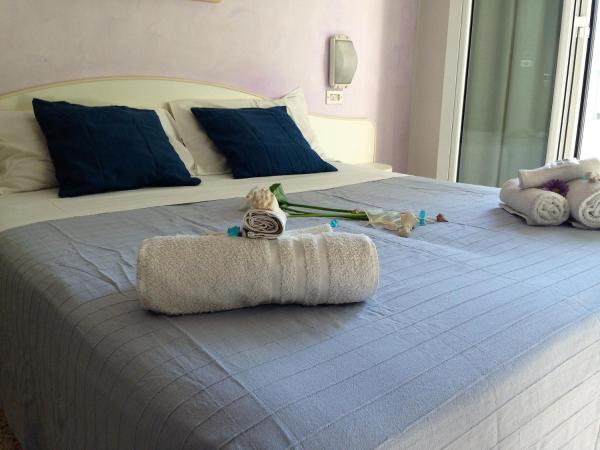 Bed and Breakfast Villa Giovanna : photo 6 de la chambre chambre double ou lits jumeaux