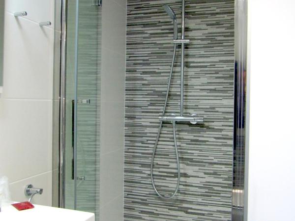 Hôtel de la Grotte : photo 3 de la chambre chambre double confort