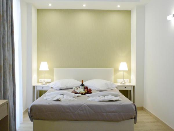 Phidias Hotel : photo 4 de la chambre chambre quadruple