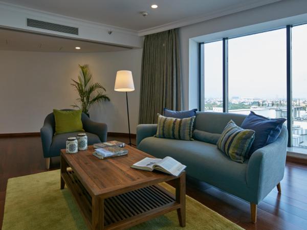 The Waverly Hotel & Residences : photo 2 de la chambre  library suite