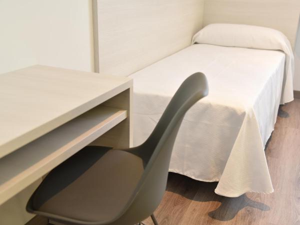 Hotel Julimar : photo 9 de la chambre chambre triple standard