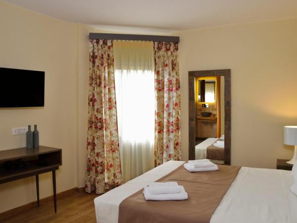 Elia Kentron : photo 9 de la chambre chambre classique avec balcon