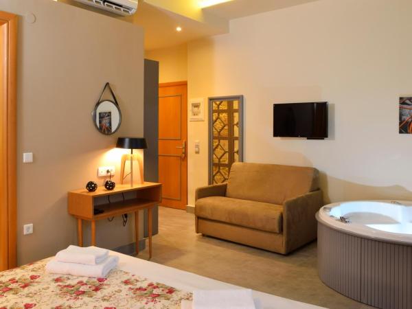 Elia Kentron : photo 7 de la chambre chambre supérieure avec jacuzzi