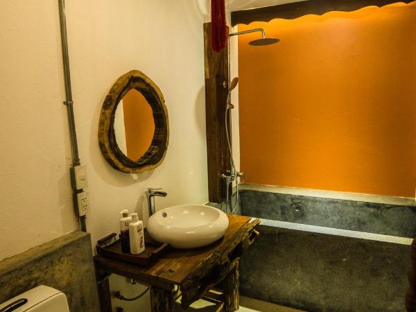 Garden Yard Inn Chiangmai : photo 7 de la chambre chambre lit king-size