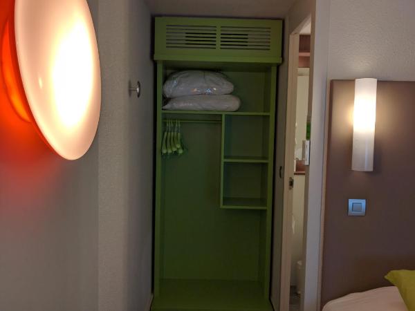 Campanile Hôtel Auch : photo 6 de la chambre chambre lits jumeaux supérieure