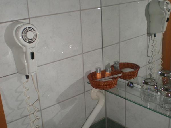 Hotel Veritas : photo 5 de la chambre chambre simple