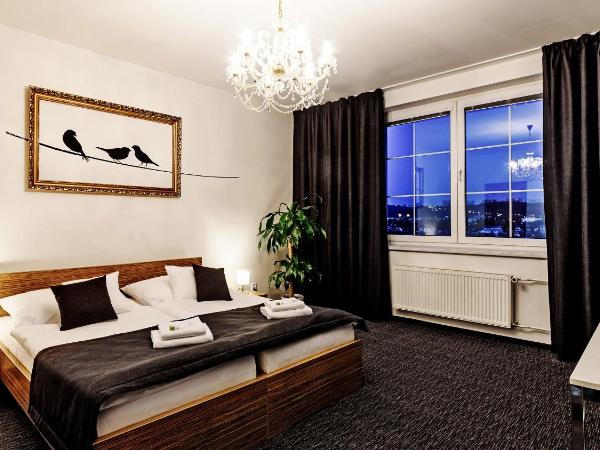 Penzion Bird's Nest : photo 4 de la chambre chambre double ou lits jumeaux avec baignoire spa