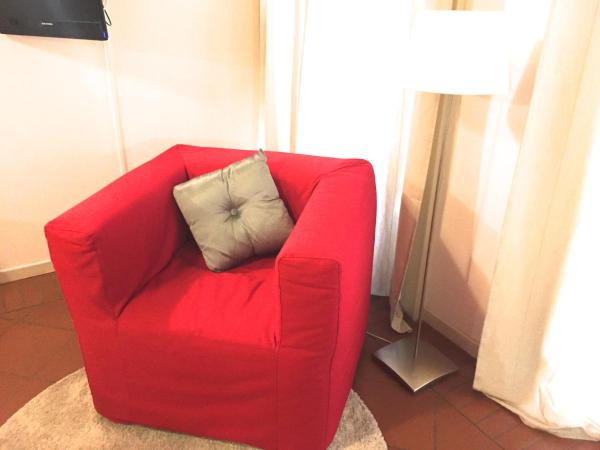 La Maison : photo 7 de la chambre chambre triple avec salle de bains commune