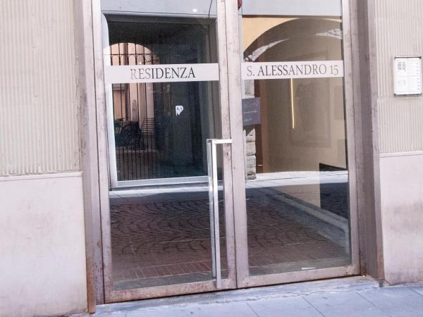 La Maison : photo 7 de la chambre chambre double avec salle de bains commune