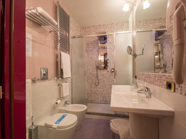 Hotel Vittoria : photo 4 de la chambre chambre double supérieure