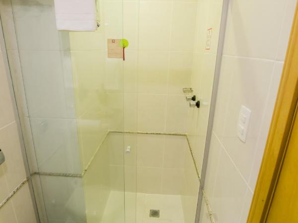 SJ Royal - San Juan Curitiba : photo 3 de la chambre chambre simple