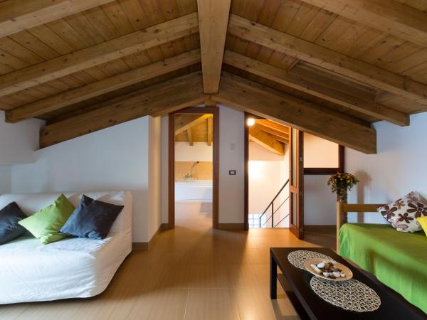 La Finestra Sul Golfo : photo 8 de la chambre chambre quadruple supérieure