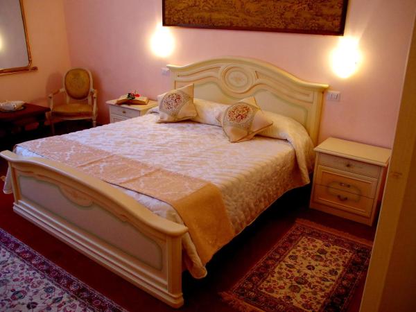 Casalbergo : photo 3 de la chambre chambre deluxe double ou lits jumeaux