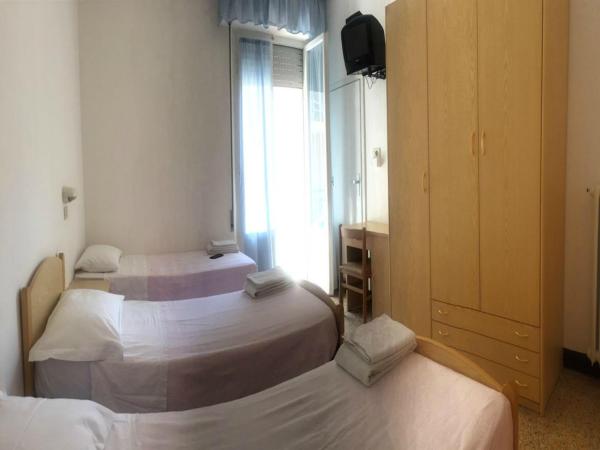 Hotel Ronconi : photo 7 de la chambre chambre triple