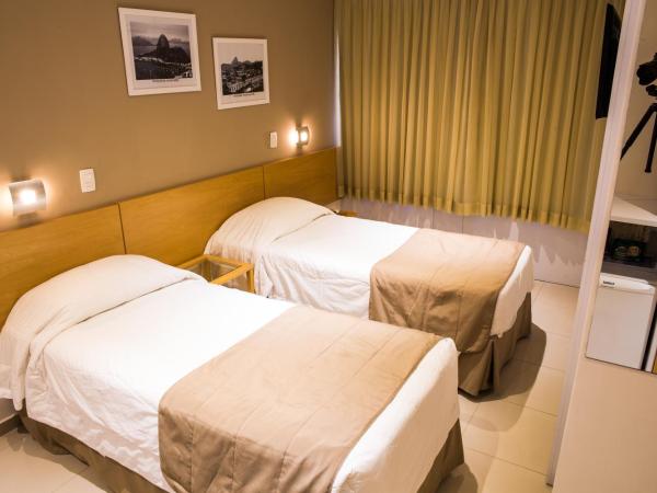 Atlantis Copacabana Hotel : photo 3 de la chambre chambre double ou lits jumeaux standard