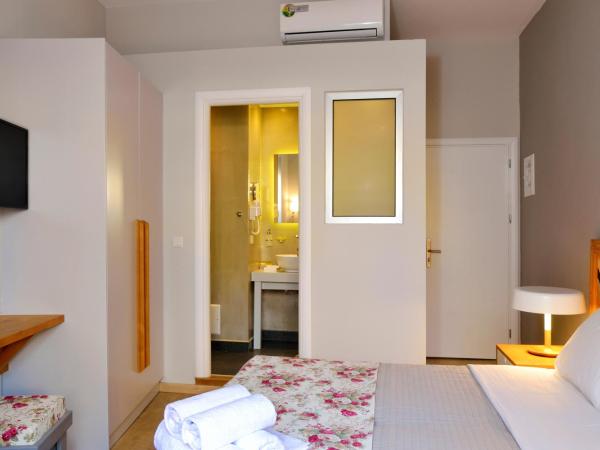 Elia Dorotheou : photo 1 de la chambre chambre classique avec balcon